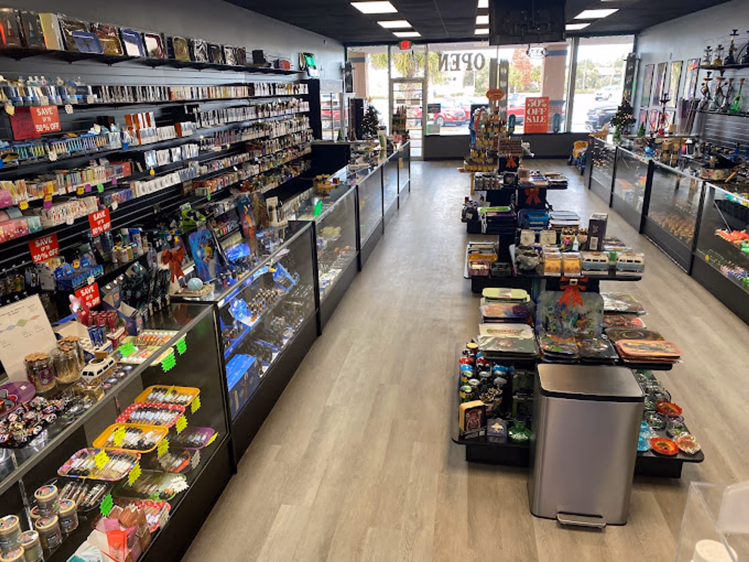 Main aisle at Metro Smoke Shop looking towards the front door on Old US Highway 441, Mount Dora